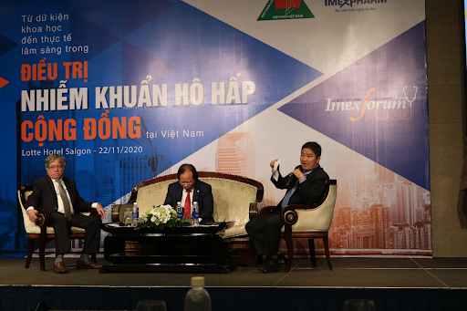 Chuyên gia y khoa phát biểu tại Imexforum Medical Online về các biến chủng COVID-19 và chăm sóc hô hấp Chuyên gia y khoa phát biểu tại Imexforum Medical Online về các biến chủng COVID-19 và chăm sóc hô hấp